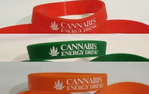 Armbandjes Cannabis 3 st  Armbandjes Cannabis 3 st 20171224 1117155 570x360
