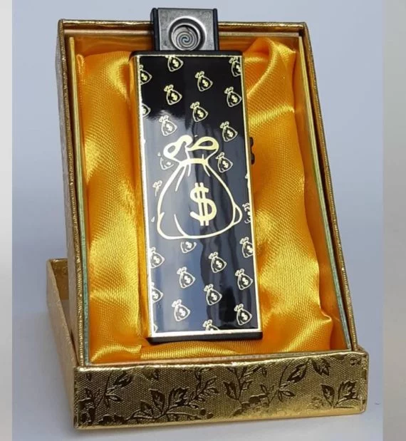 Display Dreamliner Goldbar Grinders M  Tycoon Arc Lighter  Gold 406991 570x619