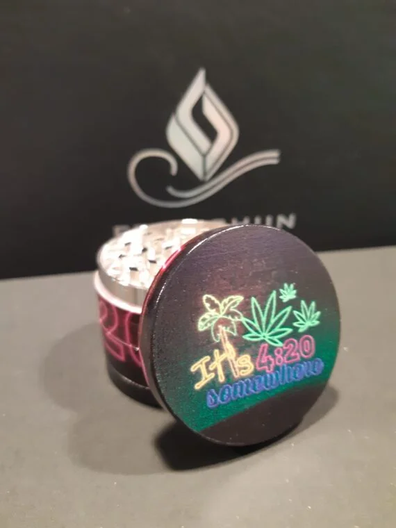 Grinder 021  Grinder 021 1233a65b fb8d 4caa 91fb e18ab1fbc7fd 570x760
